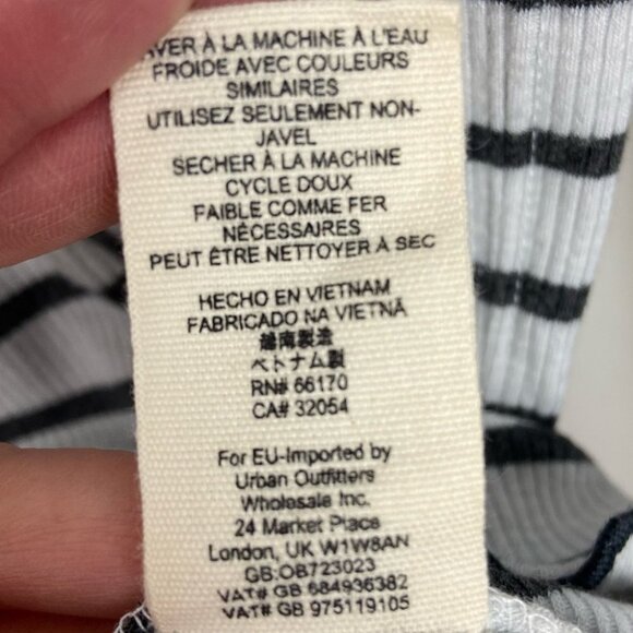 Free People Good Finds Ruffle‎ Cuff Long Sleeve Tee Size XS Bell Sleeve Bohemian - Picture 13 of 14